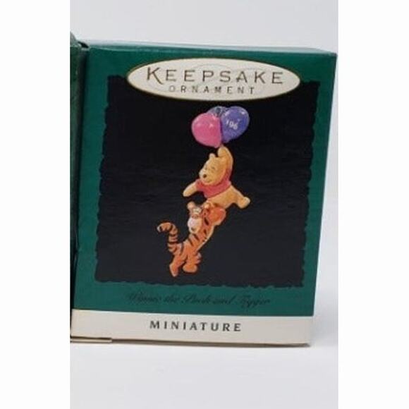 1996 Hallmark Winnie The Pooh & Tigger Miniature Handcrafted Keepsake Ornament - Picture 1 of 4